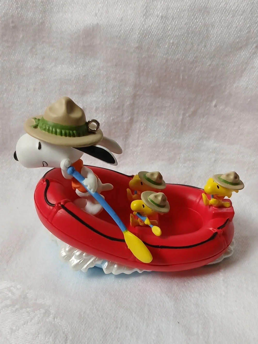 Hallmark Keepsake Peanuts Snoopy White Water Adventure Ornament 2016